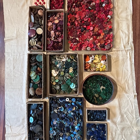 Antique Assorted Colorful Button Collection - Picture 3 of 6